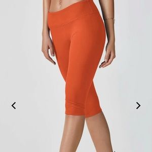 Fabletics mid-rise crop leggings